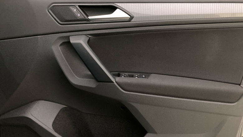 Volkswagen Tiguan 1.5 TSI 150 Life 5dr Petrol Estate